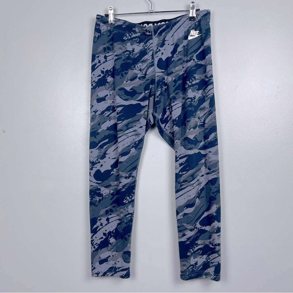 Nike Women's Camo Capris Workout Leggings Size L; Just Do It, Training, Gym, Run